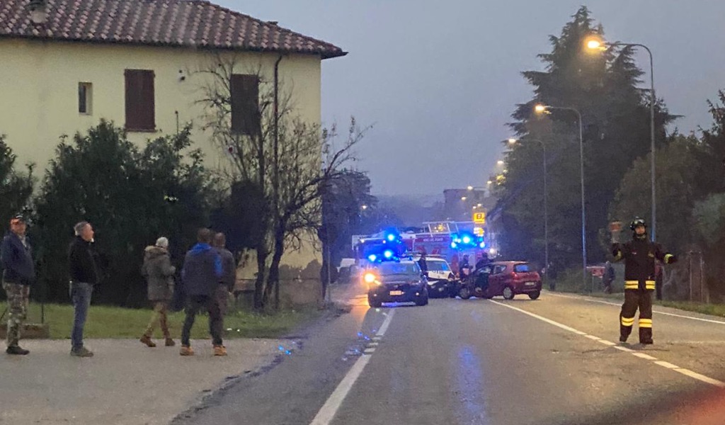 Schianto Frontale Contro Un Furgone Per Un Malore In Ospedale In