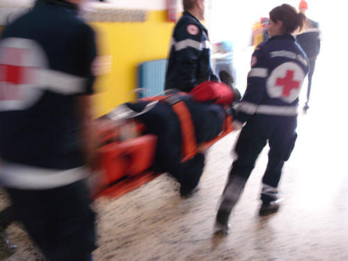 Incidenti nella notte protagoniste le donne SIRENE DI NOTTE