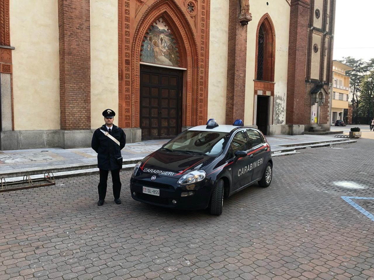 Rubano in chiesa le offerte Denunciati