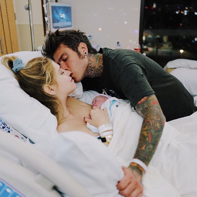 Figlio Fedez Ferragni ecco le prime foto del Leoncino della Bassa