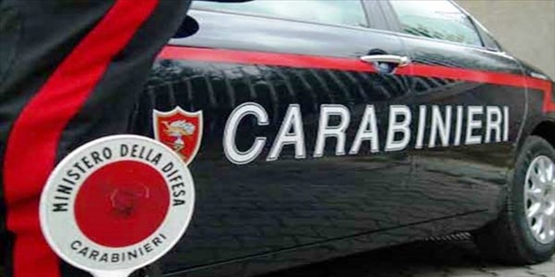 Calci e pugni ai militari Arrestato per resistenza a pubblico ufficiale