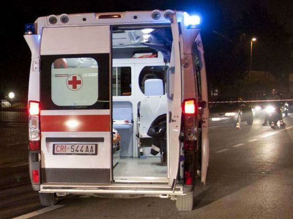 Aggressioni a Pavia: due giovani in ospedale SIRENE DI NOTTE