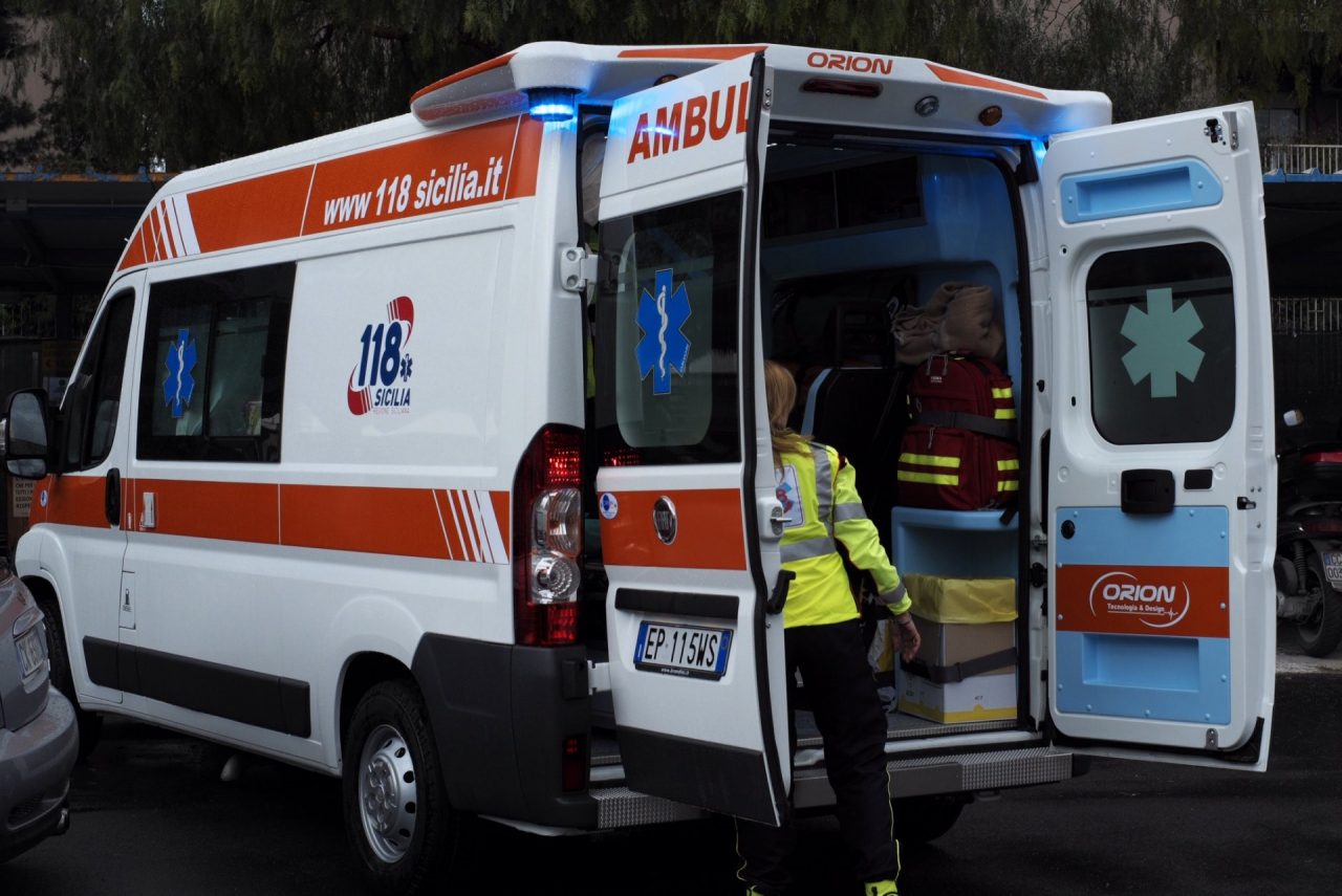 Malori e caduta al suolo nel Pavese SIRENE DI NOTTE