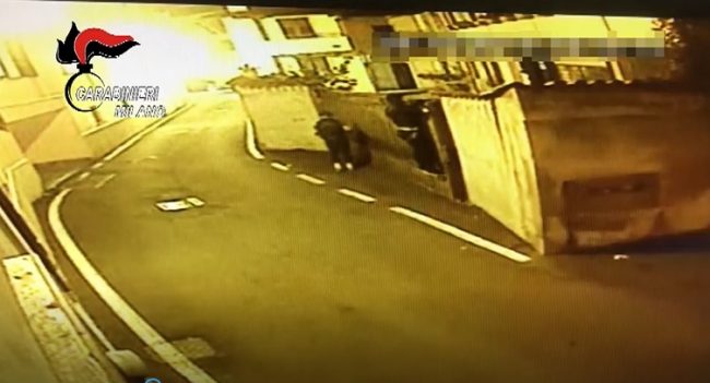 Sposo e testimone arrestati poche ore prima del matrimonio