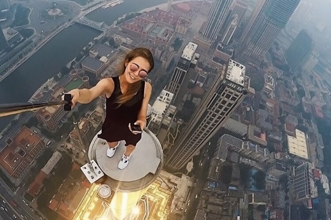 moda-selfie-estremo-grattacieli-russia-orig_main
