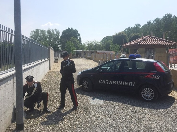 Rubano energia elettrica, arrestate due donne