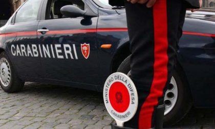 Guida senza patente e sotto effetto di sostanze stupefacenti: denunciato