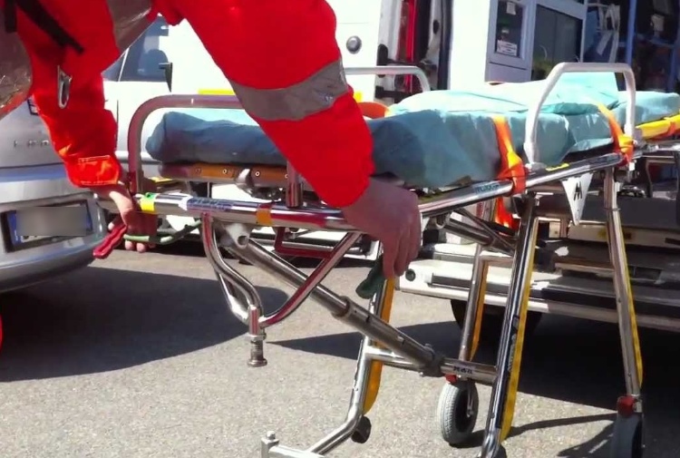 Frontale tra moto nella serata di sabato: morto uno dei tre feriti