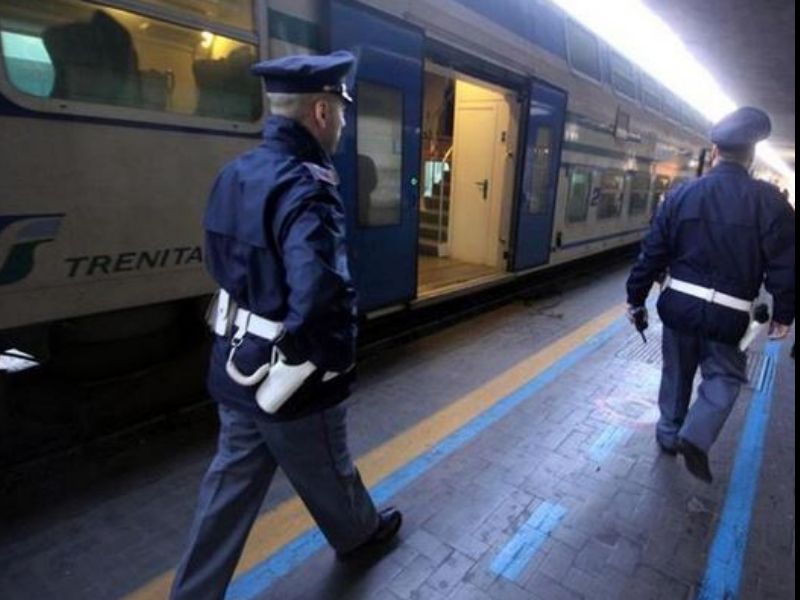Sicurezza sui treni: da settembre body cam per il personale