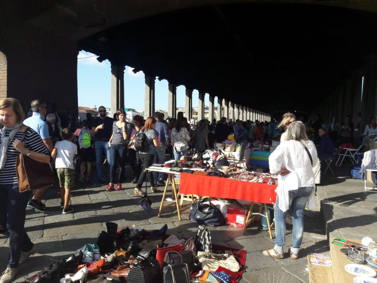 Mercatino del Ri-Uso edizione speciale: 8 Luglio sotto le stelle e con gusto