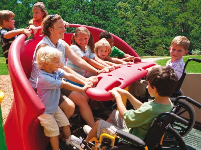 Disabilità, tutti i bambini hanno diritto di giocare