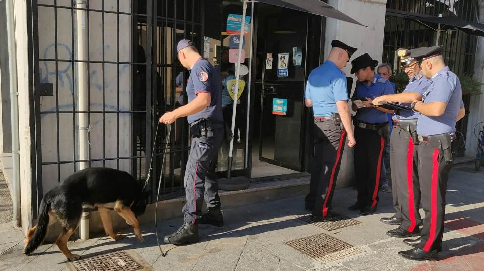 Controlli straordinari a Pavia e provincia, 6 persone denunciate FOTO