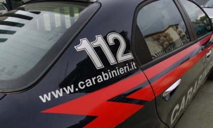 Aggredisce Carabinieri e tenta la fuga per sottrarsi all'identificazione, denunciato