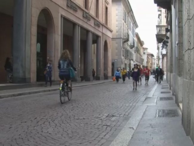 Nuova pavimentazione corso Cavour: Guardia di Finanza sequestra documentazione lavori