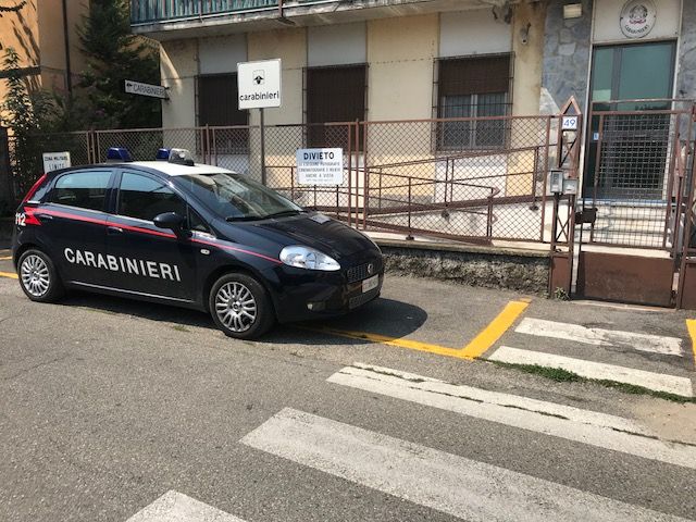 Crea disturbo nel bar: denunciata una 40enne