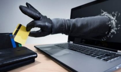 Attenti alla porno truffa bufala dell’account hackerato con riscatto di 300 euro