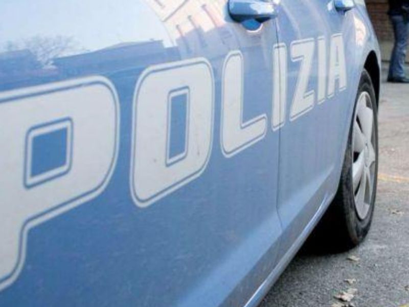 Sparatoria con la Polizia: banditi in fuga su una Audi ES6
