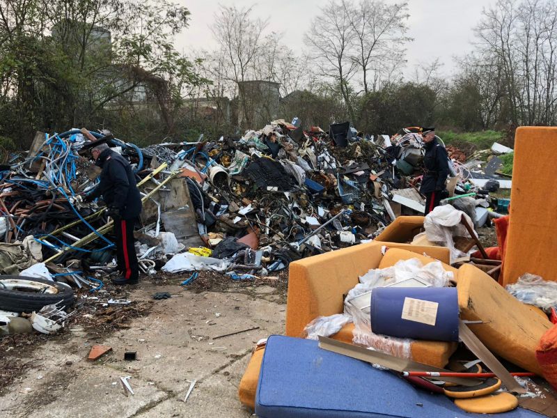 Grazie ai droni della Regione scoperta un’altra discarica abusiva nel Pavese
