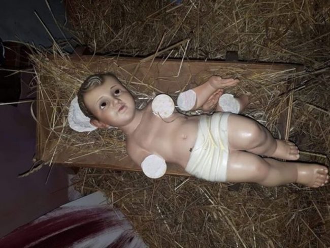 Presepi vandalizzati, De Corato: “Preoccupante dissacrare la natività”