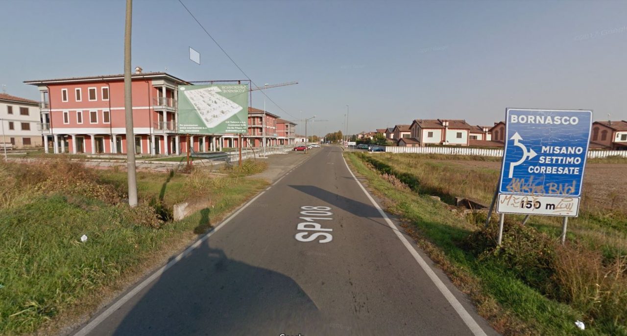 Auto ribaltata a Bornasco: 43enne finisce in ospedale