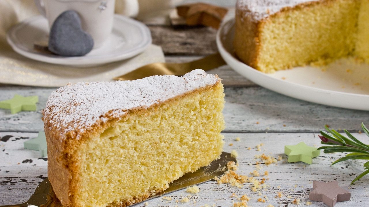 Giornata mondiale delle torte: ricetta della torta Paradiso, simbolo di Pavia