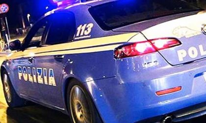 Buttafuori accoltellato a Pavia fuori da locale notturno