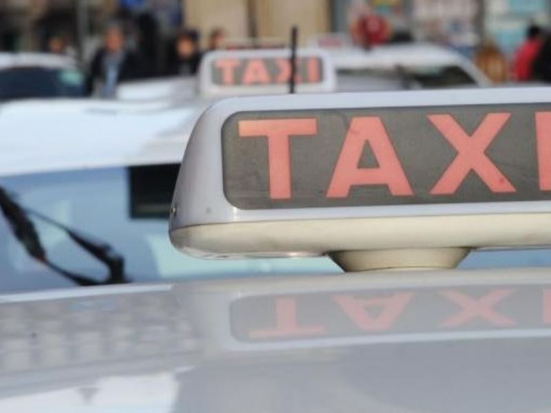 Pensionato tassista… ma senza autorizzazioni
