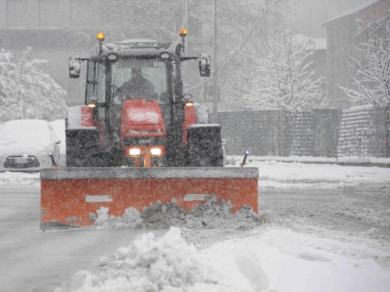 Contro neve e gelo mobilitati anche i trattori degli agricoltori Coldiretti