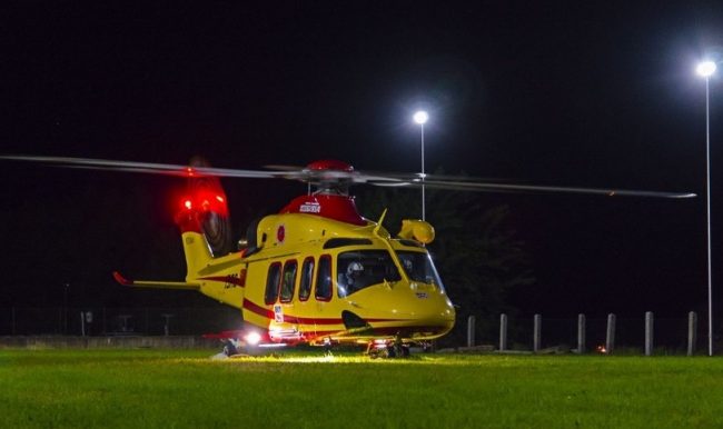 Auto contro Tir: morti padre e madre, salvo bimbo di 6 mesi