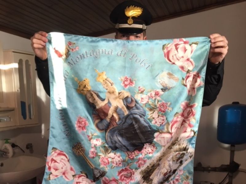 Tentato omicidio e porto abusivo di armi: arrestate 4 persone