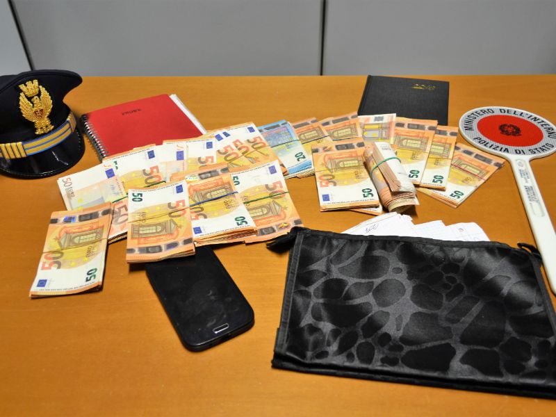 Prestava denaro e se lo faceva restituire a rate e con tassi d’usura: arrestato