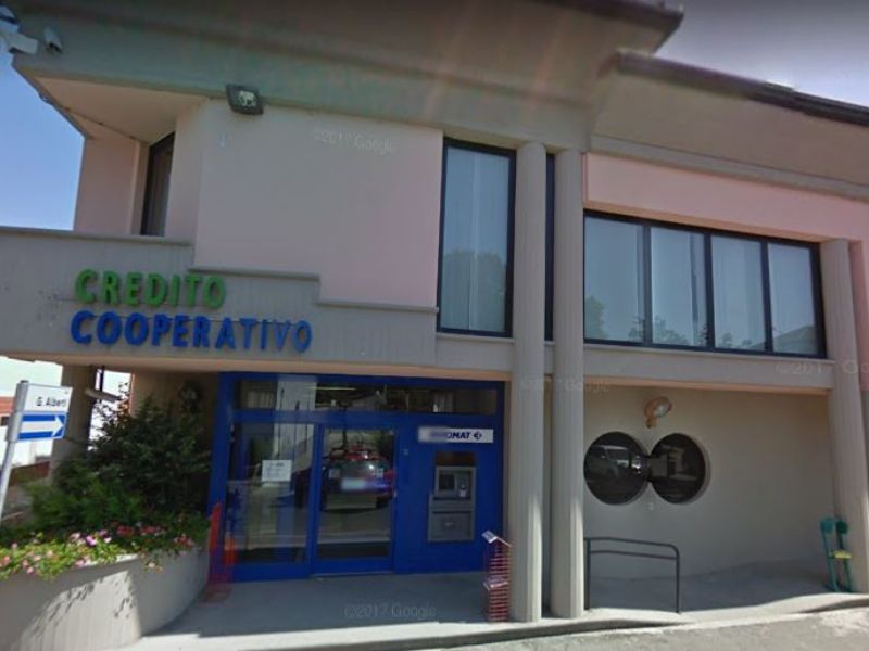 Tentato colpo al bancomat della BCC di Lungavilla
