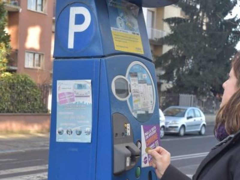Aree comunali di sosta a pagamento: nuovo contratto di gestione