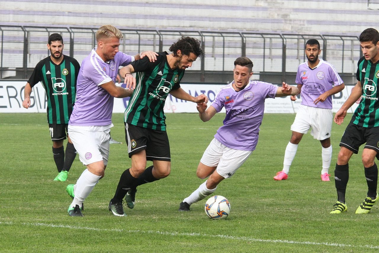 Calcio: esulta Legnano, vola Vighignolo