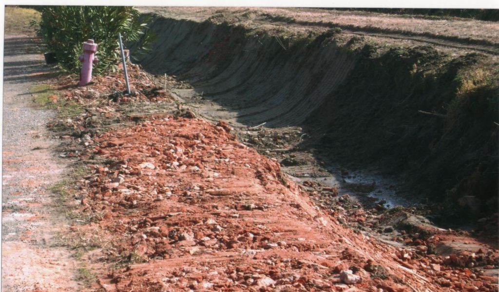 Smaltimento abusivo di rifiuti a Confienza
