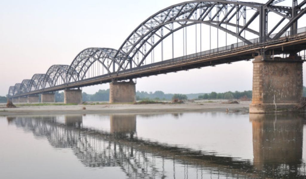 Chiuso d’urgenza il Ponte della Gerola: verifiche sulla staticità