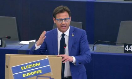 Angelo Ciocca (Lega), Strasburgo: uno scatolone per "sfrattare" Juncker & Co.