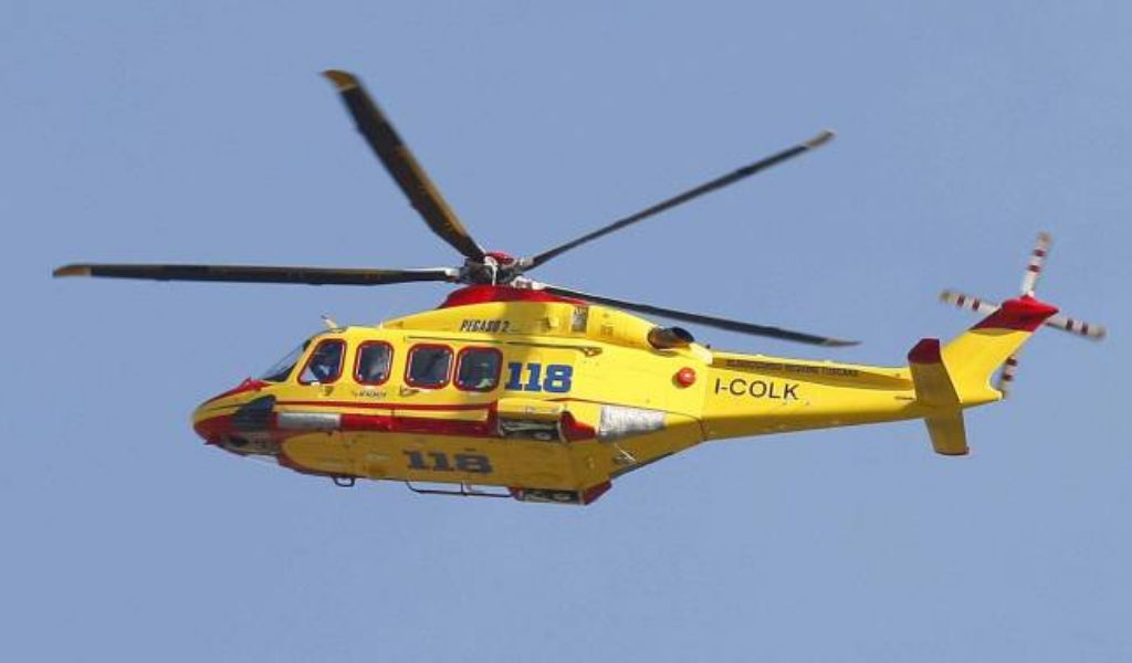 Malore alla Messa domenicale, arriva l’elisoccorso