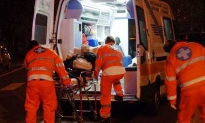 Preso a sprangate durante rissa tra camionisti: 57enne in coma