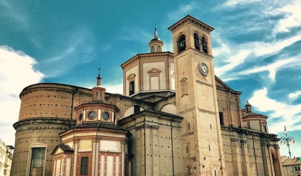 Il duomo di Voghera, dove si sono svolti i funerali di Paola Zanin Concati