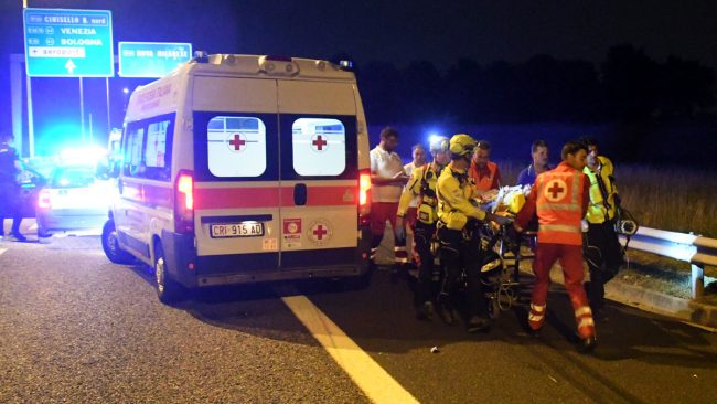Ubriaco col suv travolge e uccide due ragazzi in moto