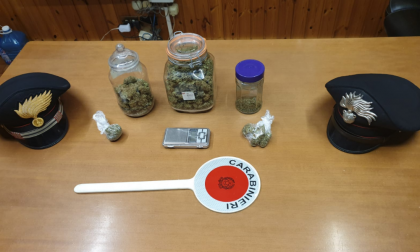 Sorpreso a vendere marijuana, arrestato spacciatore 26enne