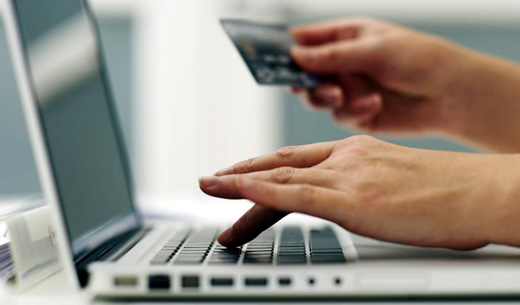 Case Vacanza online in sicurezza: i consigli della Polizia Postale