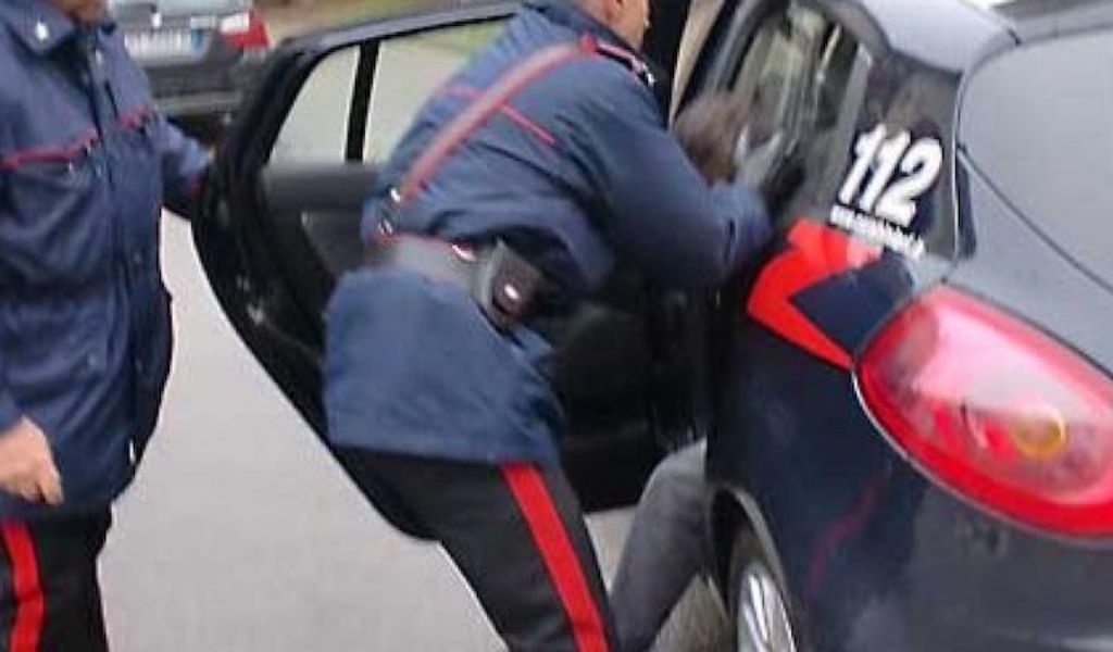 18enne trovato in possesso di 43 grammi di cocaina
