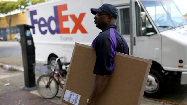 Email shock da azienda di Brescia: “Non mandateci più corrieri di colore”