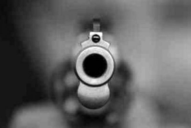 Colpi di pistola in corso Strada Nuova: arrestato lo sparatore
