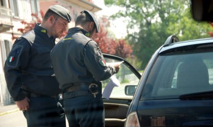 Targhe estere: 10 auto sequestrate e sanzioni per 50mila euro FOTO