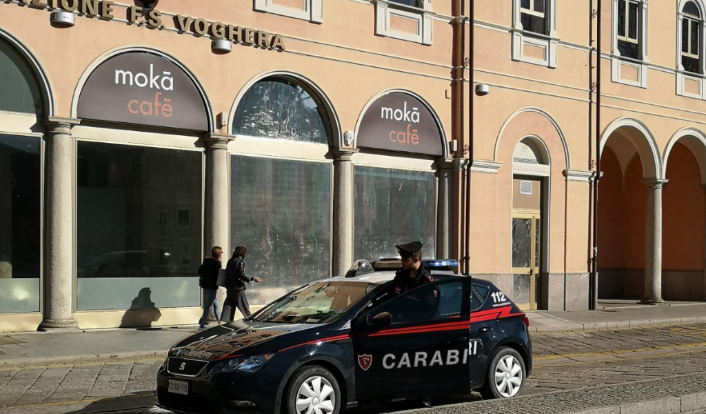 In tre tentano furto al bar, ma suona l’allarme: fuggono, uno preso e arrestato