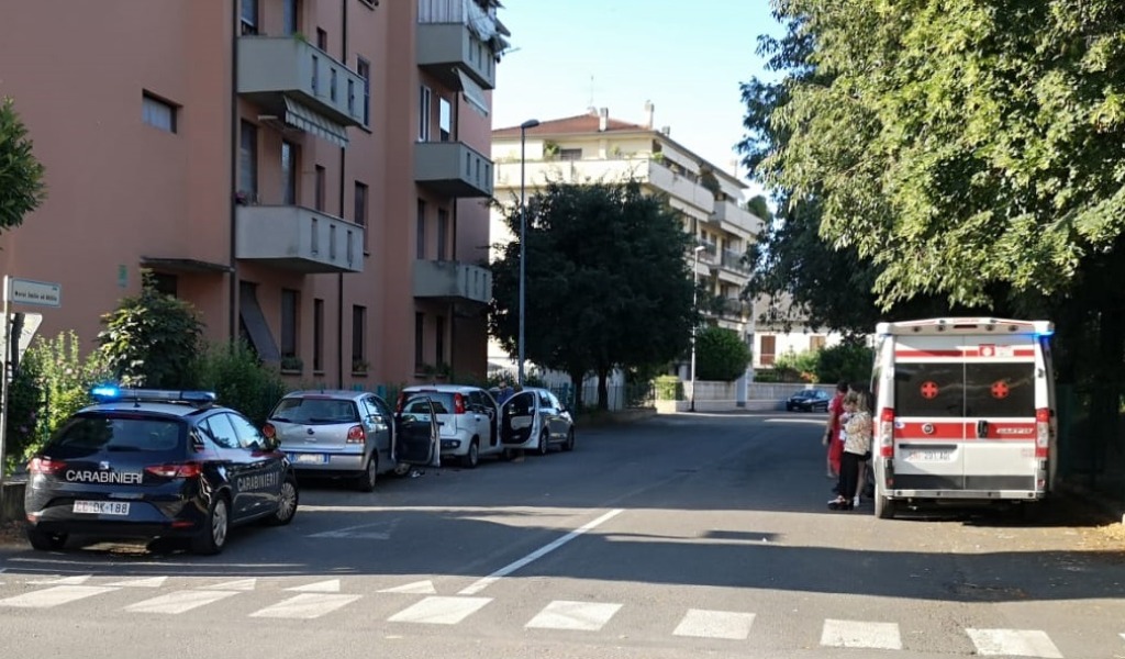 Causa un incidente e scappa senza prestare soccorso: denunciato 20enne