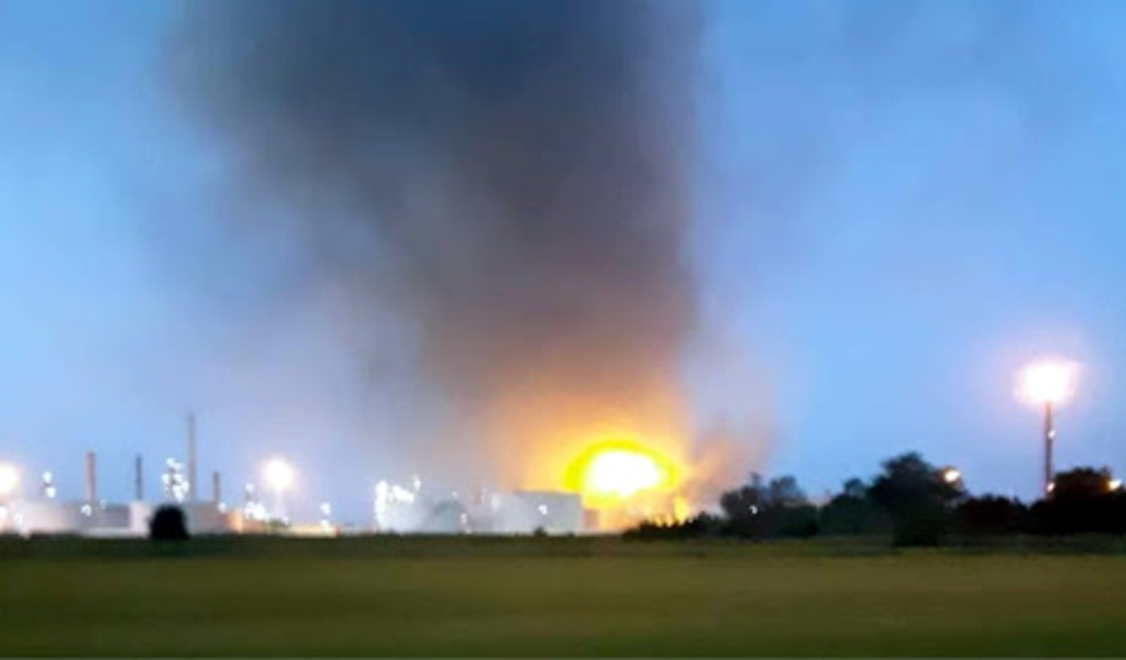 Incendio raffineria Eni Sannazzaro: 3 manager indagati
